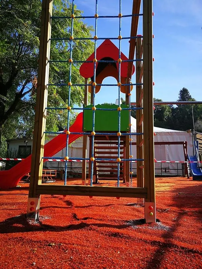Campeggio Camping Clusone Pineta Hotel Fiorine Italia