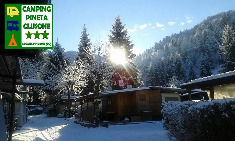 Camping Clusone Pineta Hotel Fiorine Campeggio